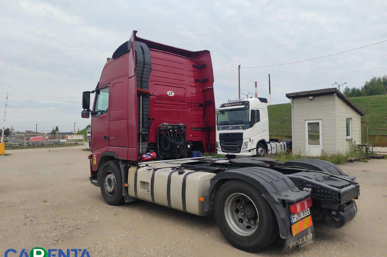 Volvo FH - Vetopöytäauto: kuva Volvo FH - Vetopöytäauto Volvo FH - Vetopöytäauto: kuva Volvo FH - Vetopöytäauto