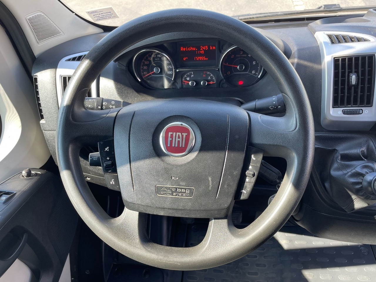 Pieni pakettiauto Fiat Ducato 33 130 L3H2 Kastenwagen/AC/Kamera/EU6: kuva Pieni pakettiauto Fiat Ducato 33 130 L3H2 Kastenwagen/AC/Kamera/EU6