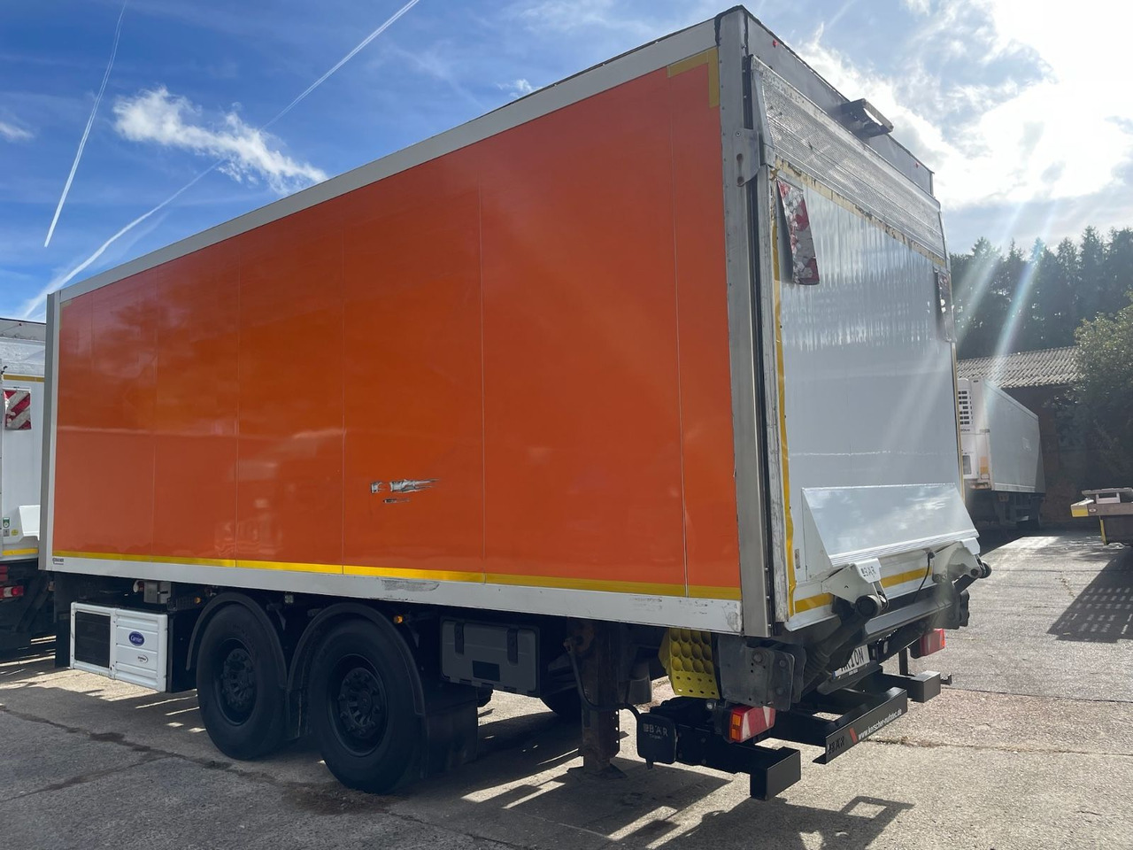 KERSCHER ZAA18 Kühlkoffer/CARRIER/SUPRA900U/LBW - Refrigeraattori perävaunu: kuva KERSCHER ZAA18 Kühlkoffer/CARRIER/SUPRA900U/LBW - Refrigeraattori perävaunu KERSCHER ZAA18 Kühlkoffer/CARRIER/SUPRA900U/LBW - Refrigeraattori perävaunu: kuva KERSCHER ZAA18 Kühlkoffer/CARRIER/SUPRA900U/LBW - Refrigeraattori perävaunu