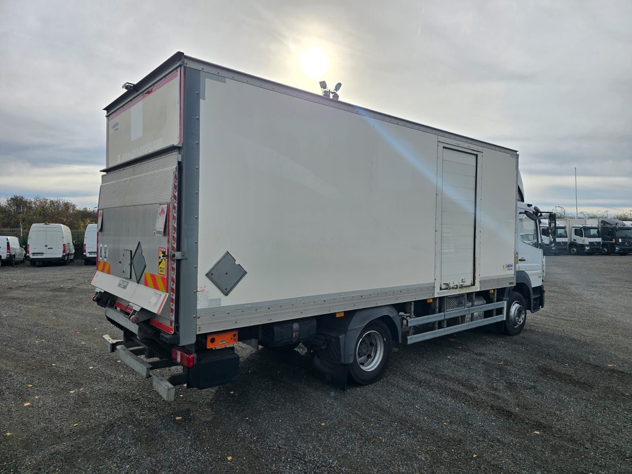 Mercedes-Benz Atego 1218 4x2 Koffer/FULL-ADR/EXIII/LBW/AC/EU6d - Umpikori kuorma-auto: kuva Mercedes-Benz Atego 1218 4x2 Koffer/FULL-ADR/EXIII/LBW/AC/EU6d - Umpikori kuorma-auto Mercedes-Benz Atego 1218 4x2 Koffer/FULL-ADR/EXIII/LBW/AC/EU6d - Umpikori kuorma-auto: kuva Mercedes-Benz Atego 1218 4x2 Koffer/FULL-ADR/EXIII/LBW/AC/EU6d - Umpikori kuorma-auto