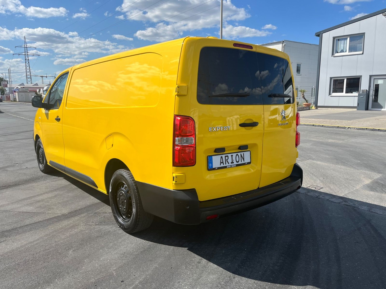 Peugeot Expert Box Pro L3 / 2.0 Blue HDI / More units - Pieni pakettiauto: kuva Peugeot Expert Box Pro L3 / 2.0 Blue HDI / More units - Pieni pakettiauto Peugeot Expert Box Pro L3 / 2.0 Blue HDI / More units - Pieni pakettiauto: kuva Peugeot Expert Box Pro L3 / 2.0 Blue HDI / More units - Pieni pakettiauto