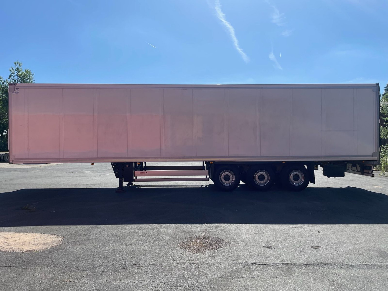 Schmitz Cargobull SCB*S3B /TÜV04-26 /2195h / Multi-Temp/13,4m - Refrigeraattori puoliperävaunu: kuva Schmitz Cargobull SCB*S3B /TÜV04-26 /2195h / Multi-Temp/13,4m - Refrigeraattori puoliperävaunu Schmitz Cargobull SCB*S3B /TÜV04-26 /2195h / Multi-Temp/13,4m - Refrigeraattori puoliperävaunu: kuva Schmitz Cargobull SCB*S3B /TÜV04-26 /2195h / Multi-Temp/13,4m - Refrigeraattori puoliperävaunu