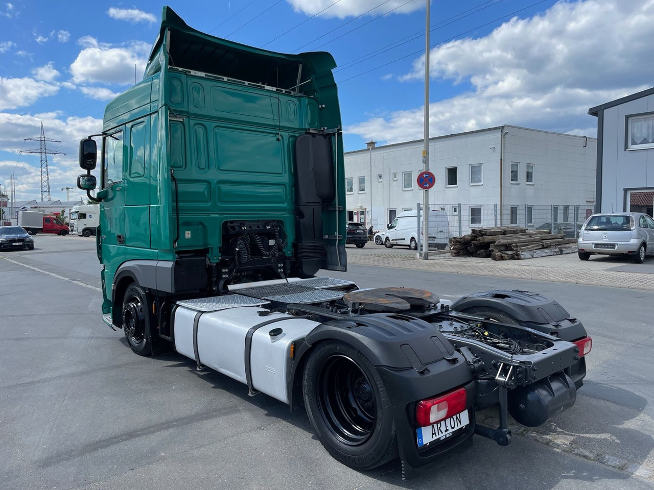 DAF XF 480 FT/Intarder/StandAC/ACC/2xTank/2xBett/EU6 - Vetopöytäauto: kuva DAF XF 480 FT/Intarder/StandAC/ACC/2xTank/2xBett/EU6 - Vetopöytäauto DAF XF 480 FT/Intarder/StandAC/ACC/2xTank/2xBett/EU6 - Vetopöytäauto: kuva DAF XF 480 FT/Intarder/StandAC/ACC/2xTank/2xBett/EU6 - Vetopöytäauto