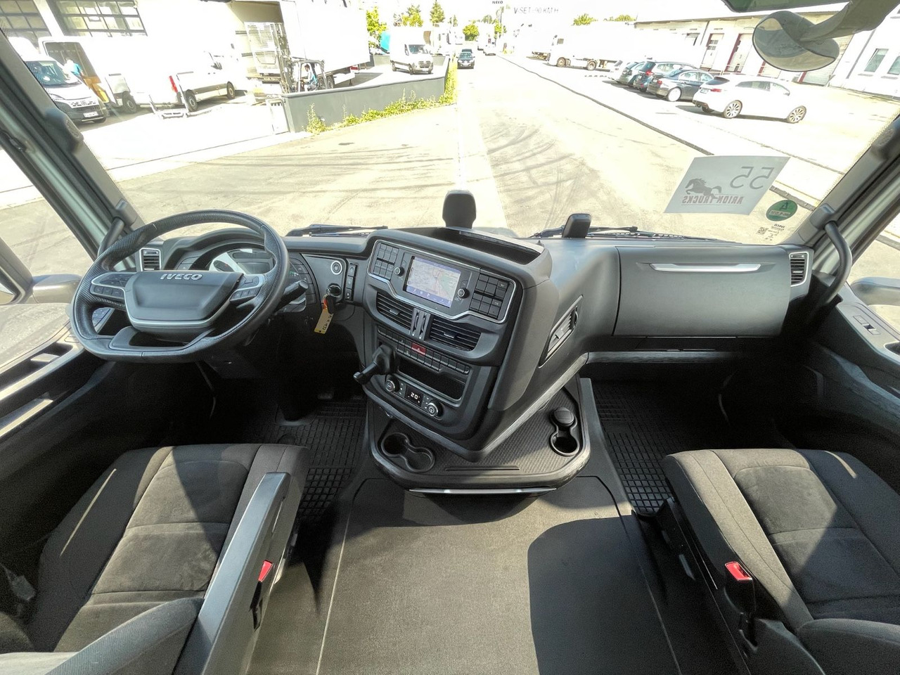 Vetopöytäauto Iveco S-Way 490 4x2/Retarder/ServiceNeu/TÜV06-26/EU6: kuva Vetopöytäauto Iveco S-Way 490 4x2/Retarder/ServiceNeu/TÜV06-26/EU6