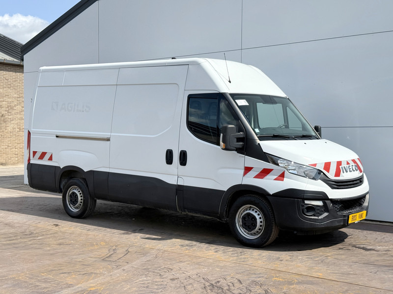 Iveco Daily 35S14 2.3 L2H2 Cruise Control Climate Control 3.5t Trekhaak Lucht geveerde stoel - Pakettiauto: kuva Iveco Daily 35S14 2.3 L2H2 Cruise Control Climate Control 3.5t Trekhaak Lucht geveerde stoel - Pakettiauto Iveco Daily 35S14 2.3 L2H2 Cruise Control Climate Control 3.5t Trekhaak Lucht geveerde stoel - Pakettiauto: kuva Iveco Daily 35S14 2.3 L2H2 Cruise Control Climate Control 3.5t Trekhaak Lucht geveerde stoel - Pakettiauto