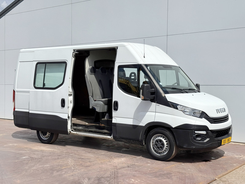 Iveco Daily 35S14 2.3 L2H2 Dubbele Cabine 7 Stoelen Mixto DoKa Airco Cruise Control Trekhaak 3.5t Lucht geveerde stoel - Pakettiauto, Jatko-ohjaamo kevyt kuorma-auto: kuva Iveco Daily 35S14 2.3 L2H2 Dubbele Cabine 7 Stoelen Mixto DoKa Airco Cruise Control Trekhaak 3.5t Lucht geveerde stoel - Pakettiauto, Jatko-ohjaamo kevyt kuorma-auto Iveco Daily 35S14 2.3 L2H2 Dubbele Cabine 7 Stoelen Mixto DoKa Airco Cruise Control Trekhaak 3.5t Lucht geveerde stoel - Pakettiauto, Jatko-ohjaamo kevyt kuorma-auto: kuva Iveco Daily 35S14 2.3 L2H2 Dubbele Cabine 7 Stoelen Mixto DoKa Airco Cruise Control Trekhaak 3.5t Lucht geveerde stoel - Pakettiauto, Jatko-ohjaamo kevyt kuorma-auto