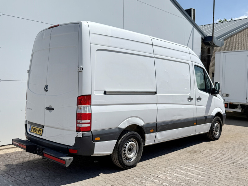 Mercedes-Benz Sprinter 211 2.2 CDI Automaat L2H2 Climate Control Trekhaak Navigatie - Pieni pakettiauto: kuva Mercedes-Benz Sprinter 211 2.2 CDI Automaat L2H2 Climate Control Trekhaak Navigatie - Pieni pakettiauto Mercedes-Benz Sprinter 211 2.2 CDI Automaat L2H2 Climate Control Trekhaak Navigatie - Pieni pakettiauto: kuva Mercedes-Benz Sprinter 211 2.2 CDI Automaat L2H2 Climate Control Trekhaak Navigatie - Pieni pakettiauto