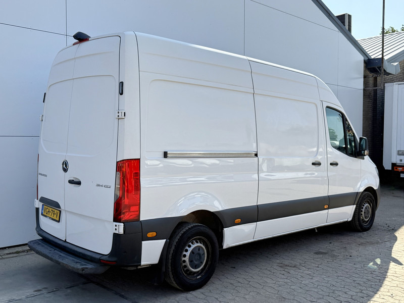 Mercedes-Benz Sprinter 314 2.2 CDI Automaat L2H2 Climate Control Cruise Control Standkachel Navigatie Camera - Pakettiauto: kuva Mercedes-Benz Sprinter 314 2.2 CDI Automaat L2H2 Climate Control Cruise Control Standkachel Navigatie Camera - Pakettiauto Mercedes-Benz Sprinter 314 2.2 CDI Automaat L2H2 Climate Control Cruise Control Standkachel Navigatie Camera - Pakettiauto: kuva Mercedes-Benz Sprinter 314 2.2 CDI Automaat L2H2 Climate Control Cruise Control Standkachel Navigatie Camera - Pakettiauto