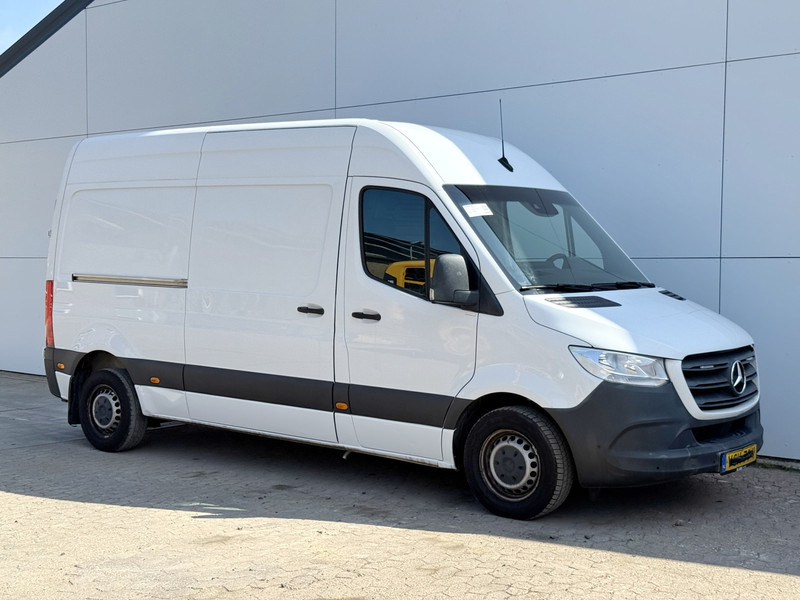 Mercedes-Benz Sprinter 314 2.2 CDI Automaat L2H2 Climate Control Cruise Control Standkachel Navigatie Camera - Pakettiauto: kuva Mercedes-Benz Sprinter 314 2.2 CDI Automaat L2H2 Climate Control Cruise Control Standkachel Navigatie Camera - Pakettiauto Mercedes-Benz Sprinter 314 2.2 CDI Automaat L2H2 Climate Control Cruise Control Standkachel Navigatie Camera - Pakettiauto: kuva Mercedes-Benz Sprinter 314 2.2 CDI Automaat L2H2 Climate Control Cruise Control Standkachel Navigatie Camera - Pakettiauto
