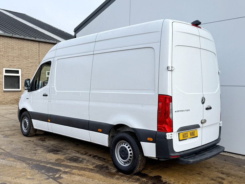 Mercedes-Benz eSprinter 112 L2H2 100% Elektrisch 55kWh 168km WLTP 80kw Snelladen Climate Control Camera Stoelverwarming - Pakettiauto, Sähköpakettiauto: kuva Mercedes-Benz eSprinter 112 L2H2 100% Elektrisch 55kWh 168km WLTP 80kw Snelladen Climate Control Camera Stoelverwarming - Pakettiauto, Sähköpakettiauto Mercedes-Benz eSprinter 112 L2H2 100% Elektrisch 55kWh 168km WLTP 80kw Snelladen Climate Control Camera Stoelverwarming - Pakettiauto, Sähköpakettiauto: kuva Mercedes-Benz eSprinter 112 L2H2 100% Elektrisch 55kWh 168km WLTP 80kw Snelladen Climate Control Camera Stoelverwarming - Pakettiauto, Sähköpakettiauto