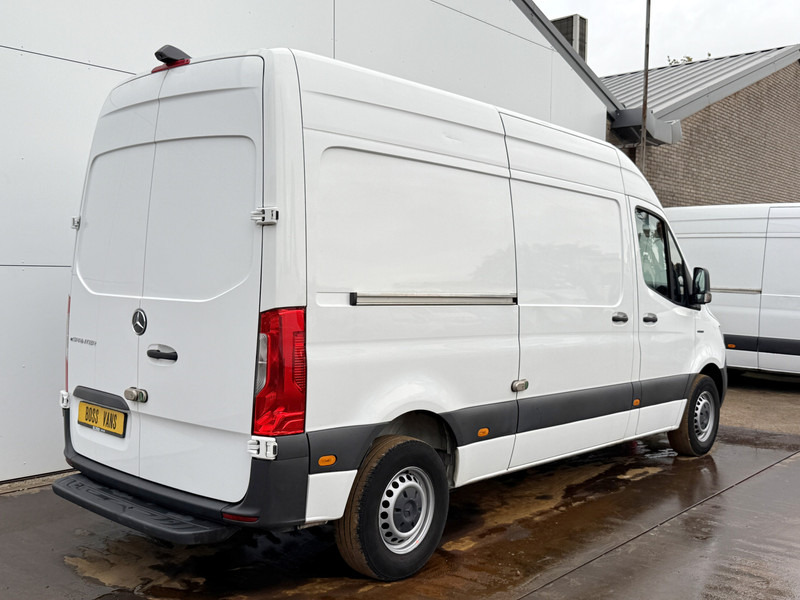 Mercedes-Benz eSprinter 112 L2H2 100% Elektrisch 55kWh 168km WLTP 80kw Snelladen Climate Control Camera Stoelverwarming - Pakettiauto, Sähköpakettiauto: kuva Mercedes-Benz eSprinter 112 L2H2 100% Elektrisch 55kWh 168km WLTP 80kw Snelladen Climate Control Camera Stoelverwarming - Pakettiauto, Sähköpakettiauto Mercedes-Benz eSprinter 112 L2H2 100% Elektrisch 55kWh 168km WLTP 80kw Snelladen Climate Control Camera Stoelverwarming - Pakettiauto, Sähköpakettiauto: kuva Mercedes-Benz eSprinter 112 L2H2 100% Elektrisch 55kWh 168km WLTP 80kw Snelladen Climate Control Camera Stoelverwarming - Pakettiauto, Sähköpakettiauto