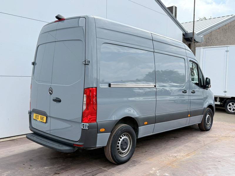 Mercedes-Benz eSprinter 312 L2H2 Elektrisch 41kWh 135km WLTP Climate Control Camera Stoelverwarming - Pakettiauto, Sähköpakettiauto: kuva Mercedes-Benz eSprinter 312 L2H2 Elektrisch 41kWh 135km WLTP Climate Control Camera Stoelverwarming - Pakettiauto, Sähköpakettiauto Mercedes-Benz eSprinter 312 L2H2 Elektrisch 41kWh 135km WLTP Climate Control Camera Stoelverwarming - Pakettiauto, Sähköpakettiauto: kuva Mercedes-Benz eSprinter 312 L2H2 Elektrisch 41kWh 135km WLTP Climate Control Camera Stoelverwarming - Pakettiauto, Sähköpakettiauto