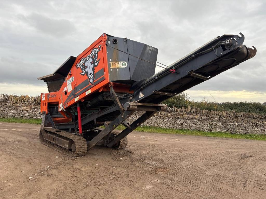 Arjes 250 Evo - Murskain: kuva Arjes 250 Evo - Murskain Arjes 250 Evo - Murskain: kuva Arjes 250 Evo - Murskain