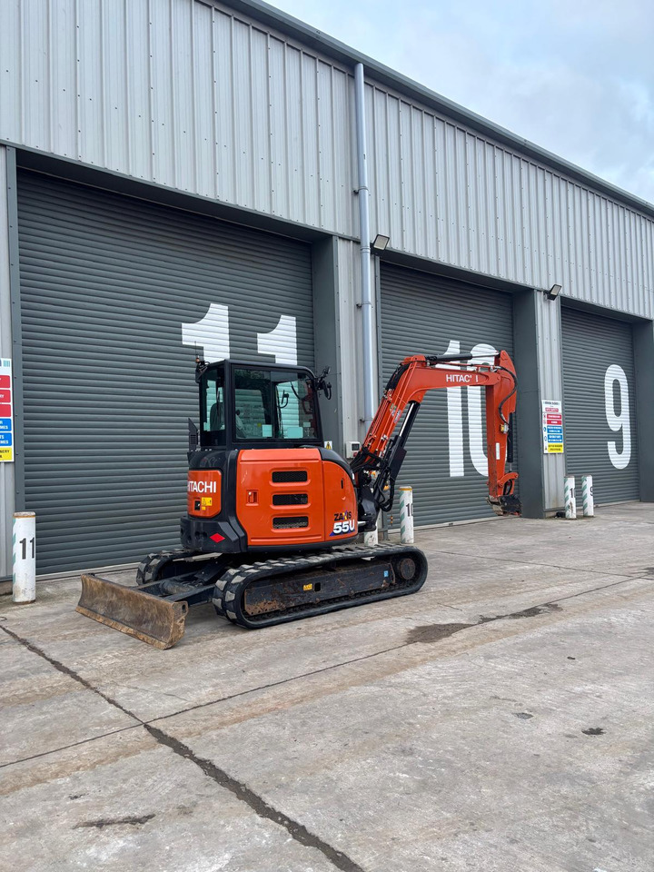 Hitachi ZX55U-6 CLR - Minikuormaaja: kuva Hitachi ZX55U-6 CLR - Minikuormaaja Hitachi ZX55U-6 CLR - Minikuormaaja: kuva Hitachi ZX55U-6 CLR - Minikuormaaja