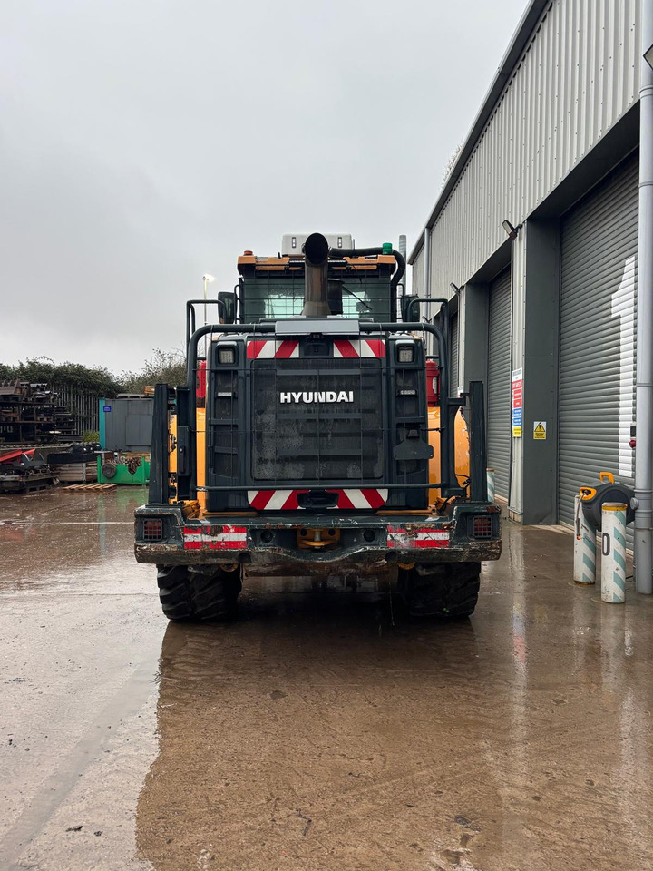 Hyundai HL960AHDXT - Pyöräkuormaaja: kuva Hyundai HL960AHDXT - Pyöräkuormaaja Hyundai HL960AHDXT - Pyöräkuormaaja: kuva Hyundai HL960AHDXT - Pyöräkuormaaja