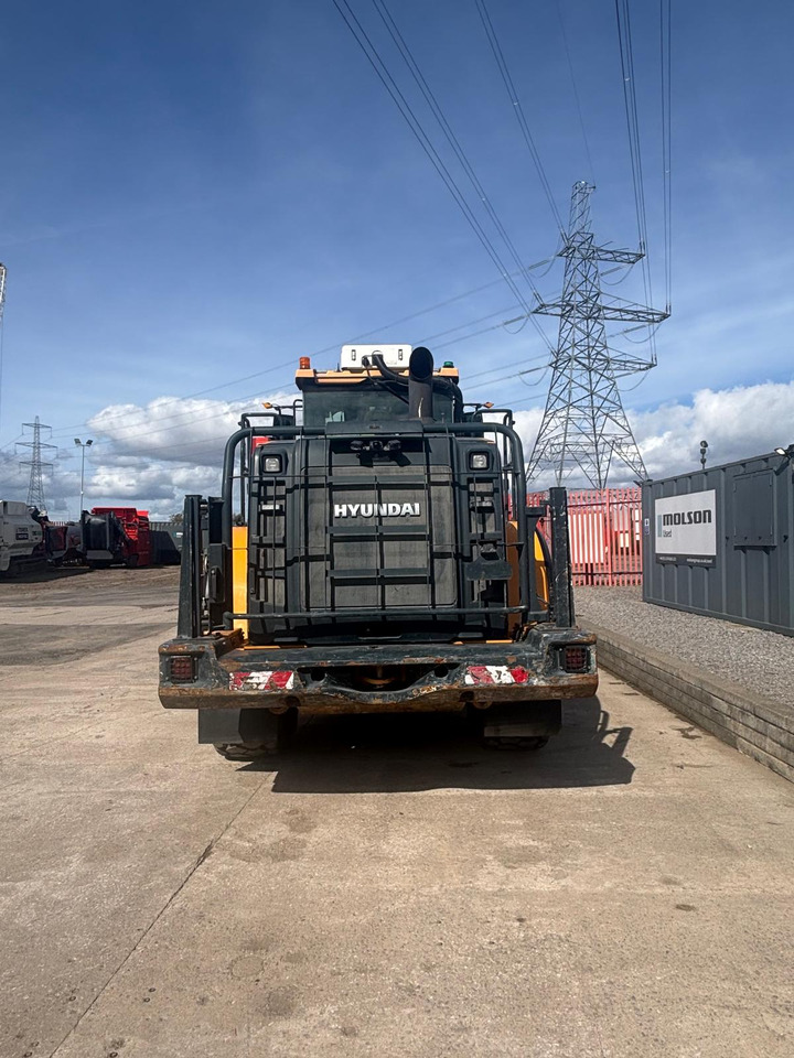 Hyundai HL960HDXT - Pyöräkuormaaja: kuva Hyundai HL960HDXT - Pyöräkuormaaja Hyundai HL960HDXT - Pyöräkuormaaja: kuva Hyundai HL960HDXT - Pyöräkuormaaja