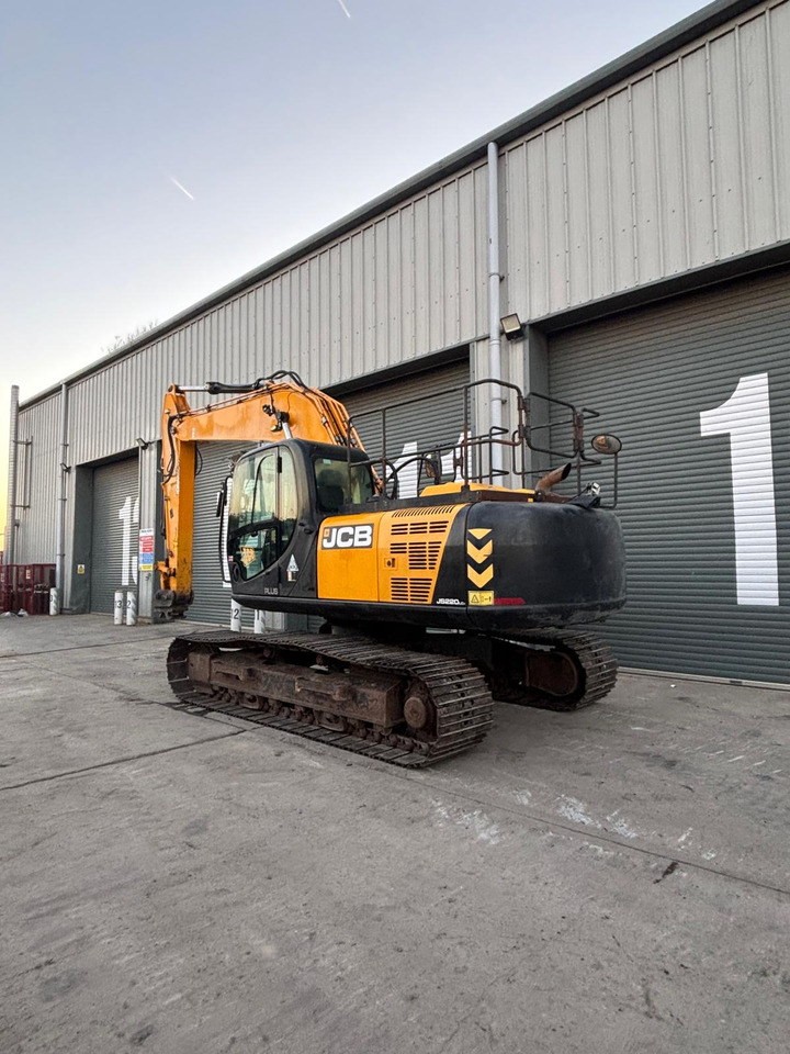 JCB JS220LC 4F - Telakaivukone: kuva JCB JS220LC 4F - Telakaivukone JCB JS220LC 4F - Telakaivukone: kuva JCB JS220LC 4F - Telakaivukone