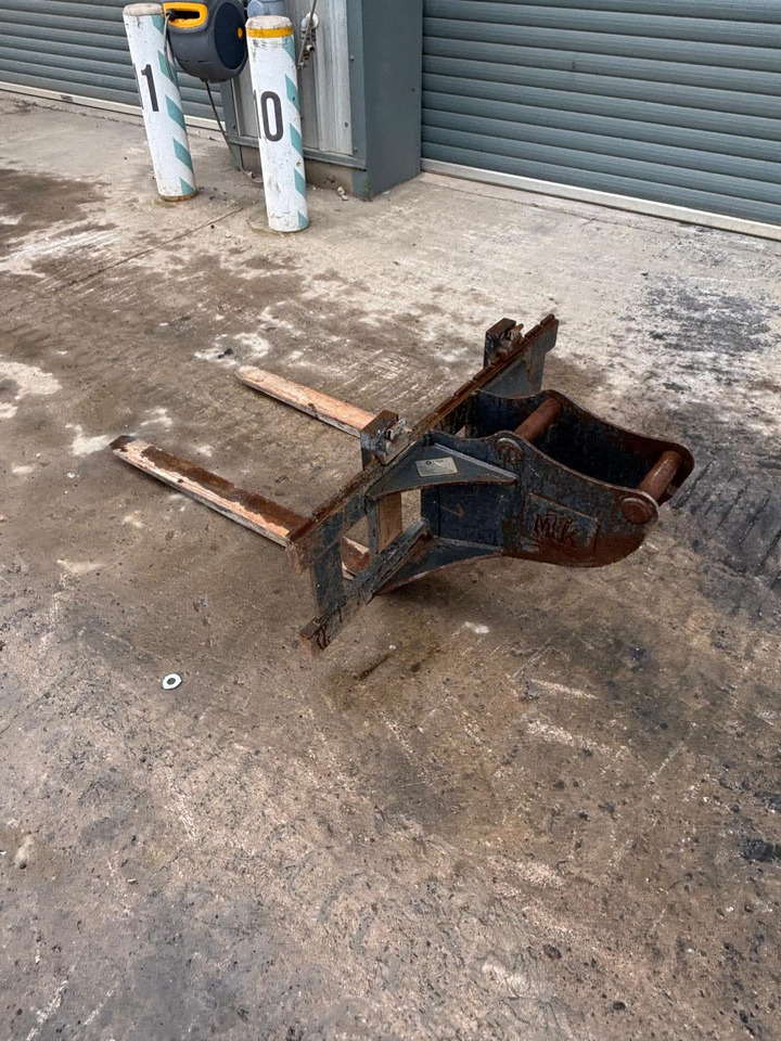 Titus Pallet Forks - Lisälaitteet - Rakennuskoneet: kuva Titus Pallet Forks - Lisälaitteet - Rakennuskoneet Titus Pallet Forks - Lisälaitteet - Rakennuskoneet: kuva Titus Pallet Forks - Lisälaitteet - Rakennuskoneet