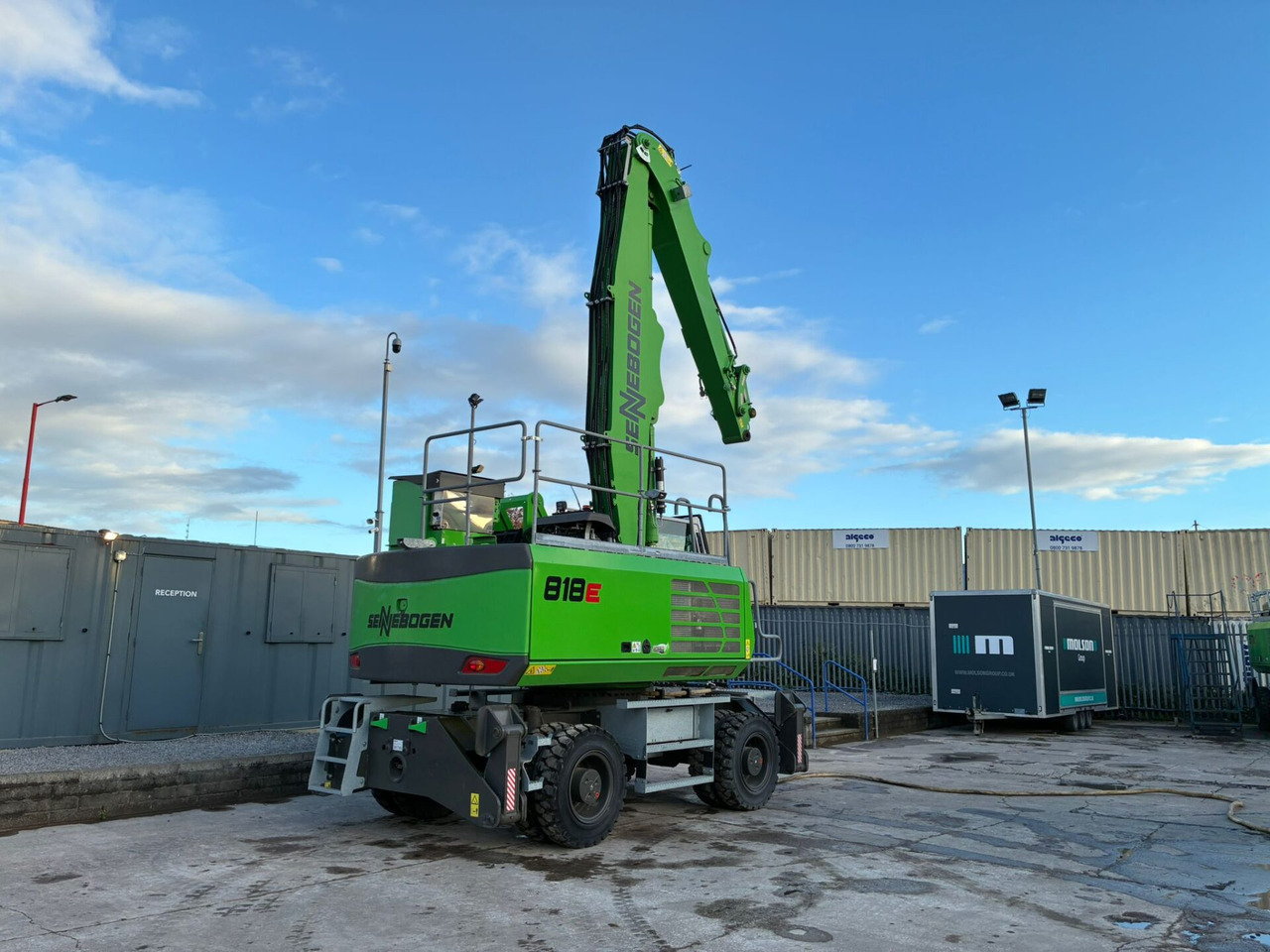 Sennebogen 818E Electric - Materiaalinkäsittelykone: kuva Sennebogen 818E Electric - Materiaalinkäsittelykone Sennebogen 818E Electric - Materiaalinkäsittelykone: kuva Sennebogen 818E Electric - Materiaalinkäsittelykone