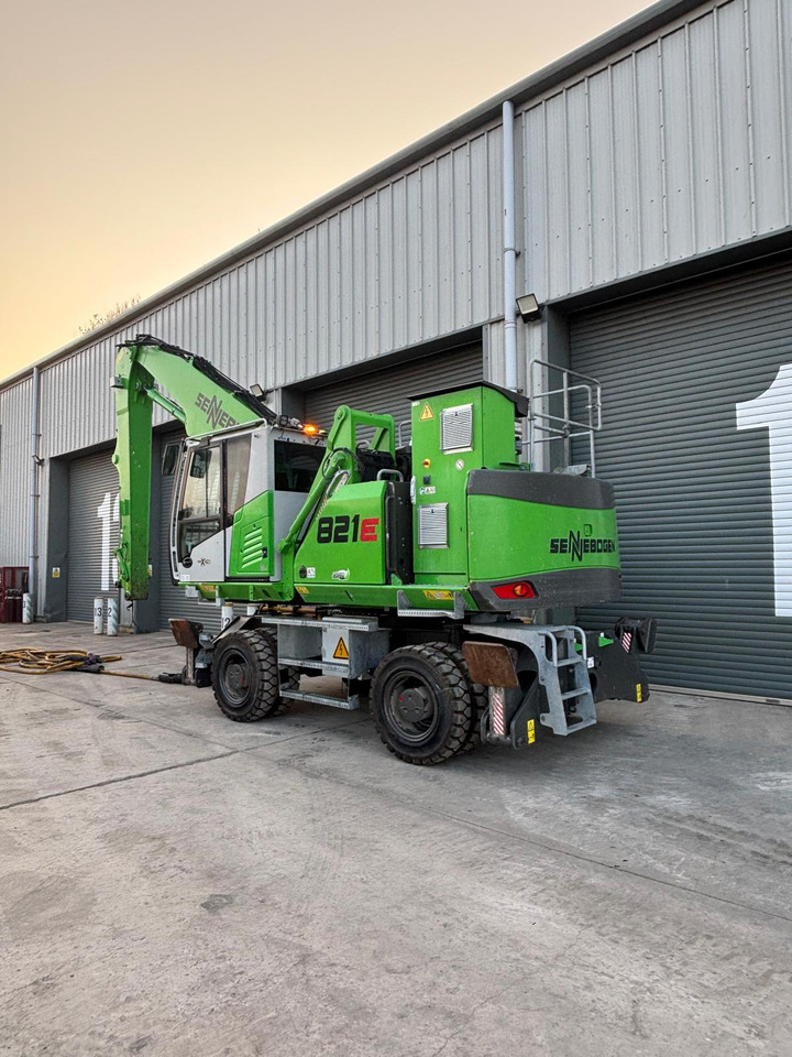 Sennebogen 821E Electric - Materiaalinkäsittelykone: kuva Sennebogen 821E Electric - Materiaalinkäsittelykone Sennebogen 821E Electric - Materiaalinkäsittelykone: kuva Sennebogen 821E Electric - Materiaalinkäsittelykone