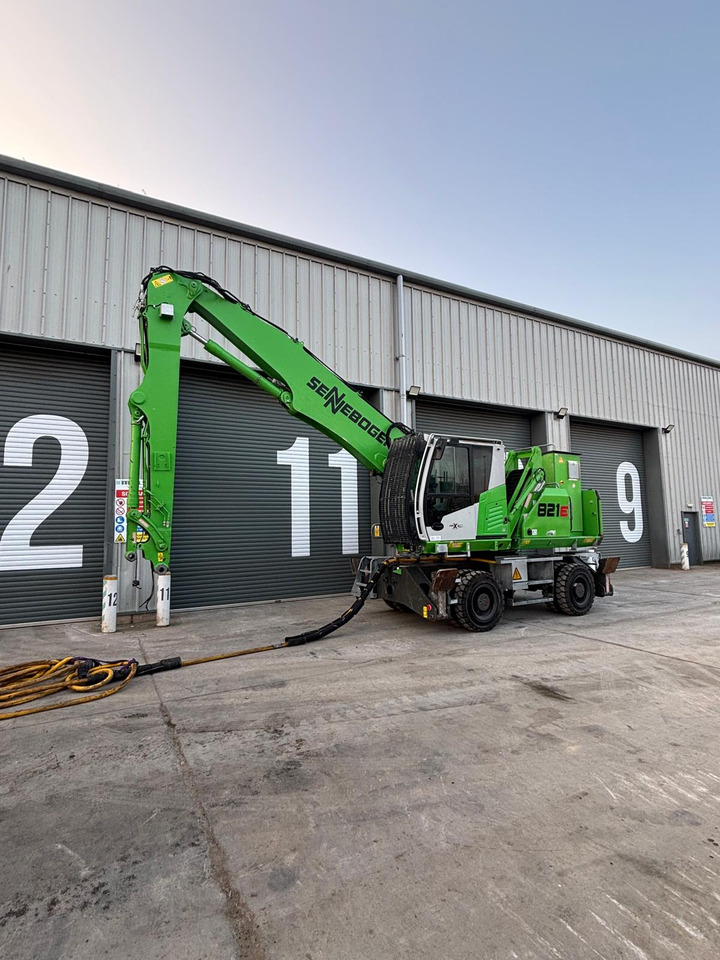 Sennebogen 821E Electric - Materiaalinkäsittelykone: kuva Sennebogen 821E Electric - Materiaalinkäsittelykone Sennebogen 821E Electric - Materiaalinkäsittelykone: kuva Sennebogen 821E Electric - Materiaalinkäsittelykone
