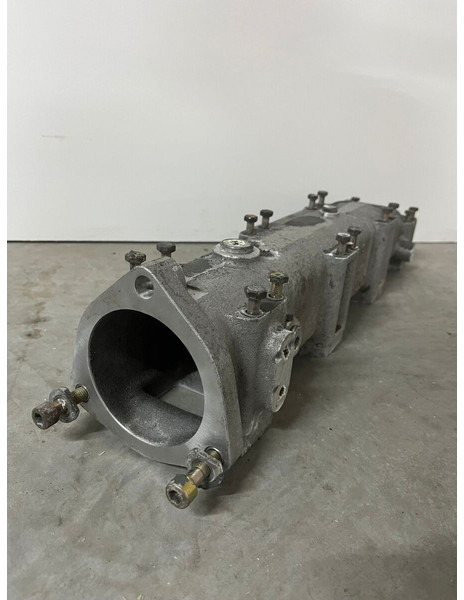 Liebherr A974 / P974 / R942 / R944 / R954 / R964 / R974 / R974B - A 974 / P 974 / R 942 / R 944 / R 954 / R 964 / R 974 / R 974B - Ilmanottoputki: kuva Liebherr A974 / P974 / R942 / R944 / R954 / R964 / R974 / R974B - A 974 / P 974 / R 942 / R 944 / R 954 / R 964 / R 974 / R 974B - Ilmanottoputki Liebherr A974 / P974 / R942 / R944 / R954 / R964 / R974 / R974B - A 974 / P 974 / R 942 / R 944 / R 954 / R 964 / R 974 / R 974B - Ilmanottoputki: kuva Liebherr A974 / P974 / R942 / R944 / R954 / R964 / R974 / R974B - A 974 / P 974 / R 942 / R 944 / R 954 / R 964 / R 974 / R 974B - Ilmanottoputki