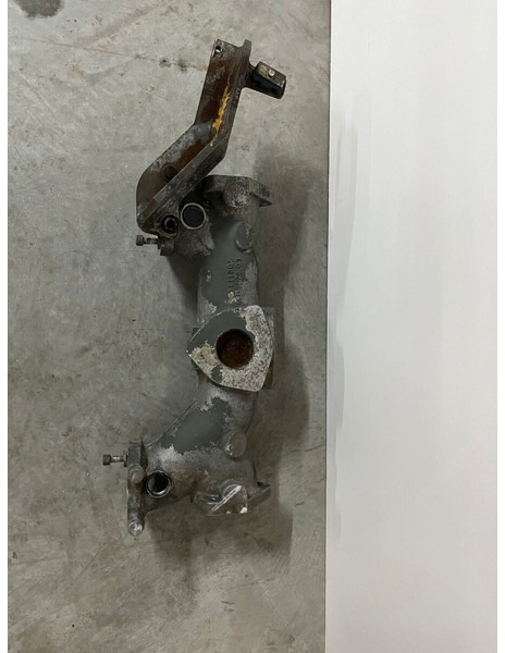 Liebherr Inlaatspruitstuk D9408 D 9408 - Moottori ja osat: kuva Liebherr Inlaatspruitstuk D9408 D 9408 - Moottori ja osat Liebherr Inlaatspruitstuk D9408 D 9408 - Moottori ja osat: kuva Liebherr Inlaatspruitstuk D9408 D 9408 - Moottori ja osat