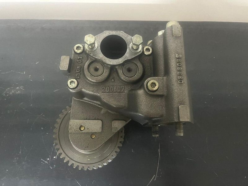Liebherr P964 , R974 ,R964 - Öljypumppu: kuva Liebherr P964 , R974 ,R964 - Öljypumppu Liebherr P964 , R974 ,R964 - Öljypumppu: kuva Liebherr P964 , R974 ,R964 - Öljypumppu