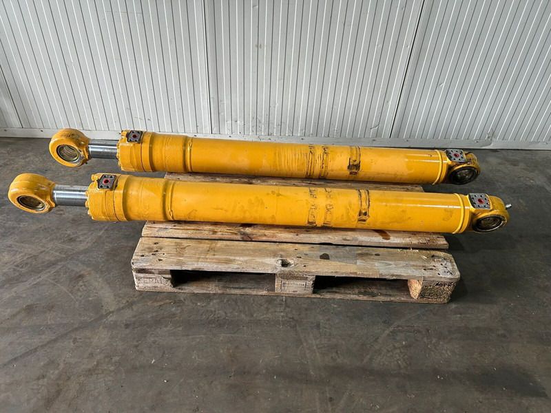 Liebherr R914B / A904C Li / LH24 M / LH26 M / A914 Li / A914B Li / R914 / R904C / LH26 EC - Hydraulisylinteri: kuva Liebherr R914B / A904C Li / LH24 M / LH26 M / A914 Li / A914B Li / R914 / R904C / LH26 EC - Hydraulisylinteri Liebherr R914B / A904C Li / LH24 M / LH26 M / A914 Li / A914B Li / R914 / R904C / LH26 EC - Hydraulisylinteri: kuva Liebherr R914B / A904C Li / LH24 M / LH26 M / A914 Li / A914B Li / R914 / R904C / LH26 EC - Hydraulisylinteri