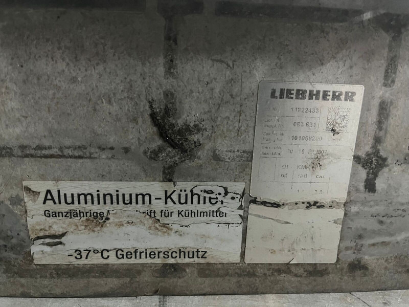Liebherr Radiator 11824837 11822433 - Jäähdytin: kuva Liebherr Radiator 11824837 11822433 - Jäähdytin Liebherr Radiator 11824837 11822433 - Jäähdytin: kuva Liebherr Radiator 11824837 11822433 - Jäähdytin