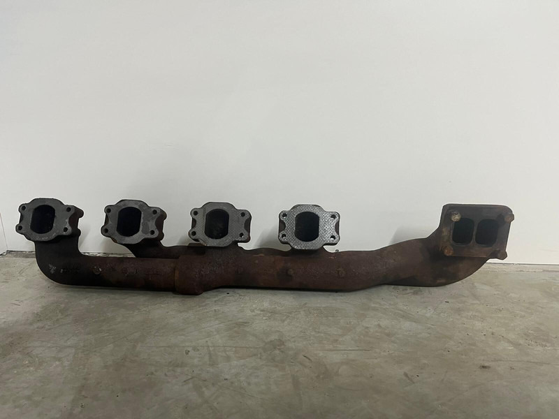 Liebherr Uitlaatspruitstuk D 9408 / Uitlaat spruitstuk - Moottori ja osat: kuva Liebherr Uitlaatspruitstuk D 9408 / Uitlaat spruitstuk - Moottori ja osat Liebherr Uitlaatspruitstuk D 9408 / Uitlaat spruitstuk - Moottori ja osat: kuva Liebherr Uitlaatspruitstuk D 9408 / Uitlaat spruitstuk - Moottori ja osat