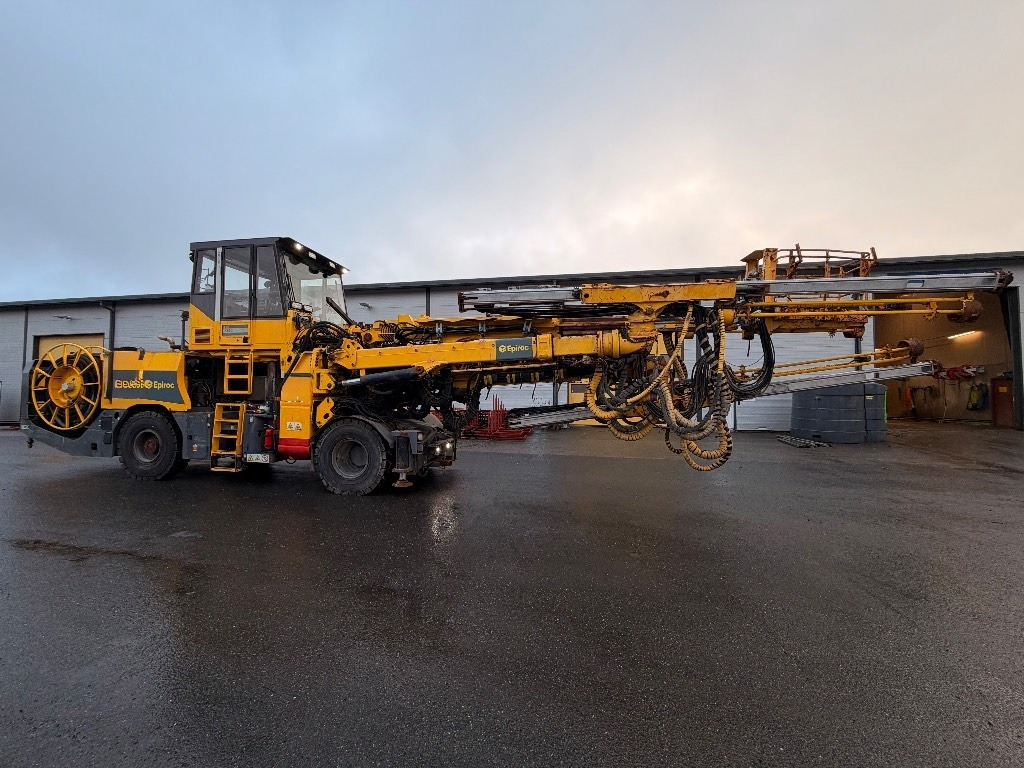 Porakone Epiroc Boomer XE3C: kuva Porakone Epiroc Boomer XE3C Porakone Epiroc Boomer XE3C: kuva Porakone Epiroc Boomer XE3C