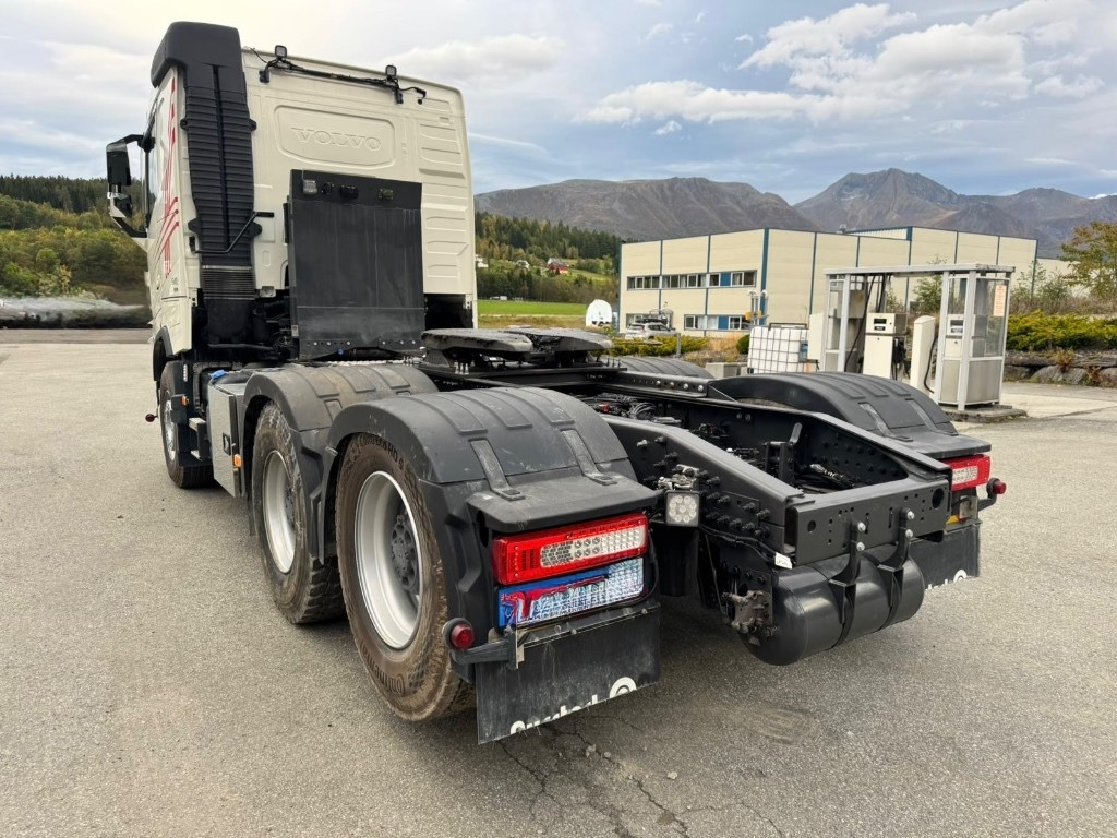 Volvo FH540 6 X 4 - Vetopöytäauto: kuva Volvo FH540 6 X 4 - Vetopöytäauto Volvo FH540 6 X 4 - Vetopöytäauto: kuva Volvo FH540 6 X 4 - Vetopöytäauto