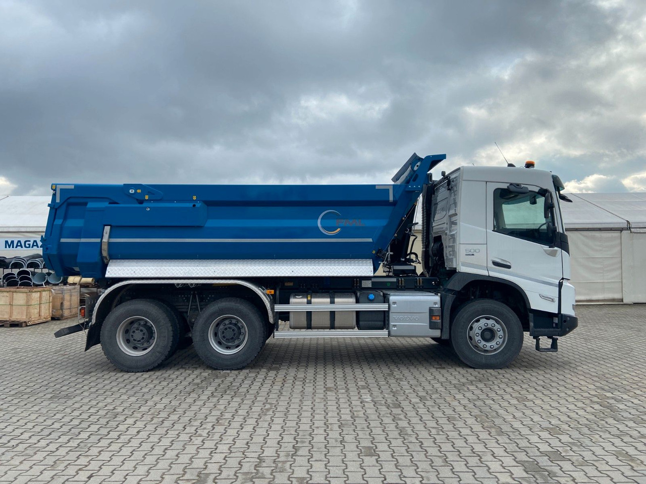 Volvo FMX 430 6X4 KIPPER - Kippiauto kuorma-auto: kuva Volvo FMX 430 6X4 KIPPER - Kippiauto kuorma-auto Volvo FMX 430 6X4 KIPPER - Kippiauto kuorma-auto: kuva Volvo FMX 430 6X4 KIPPER - Kippiauto kuorma-auto