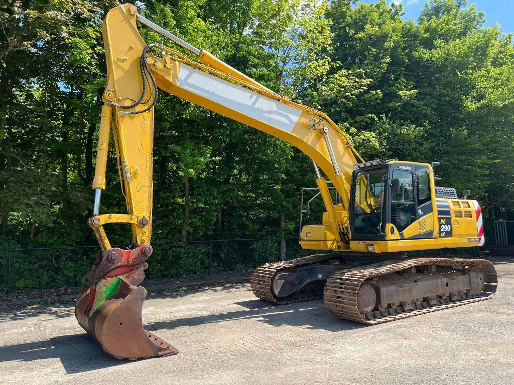 Komatsu PC290LC-11 - Telakaivukone: kuva Komatsu PC290LC-11 - Telakaivukone Komatsu PC290LC-11 - Telakaivukone: kuva Komatsu PC290LC-11 - Telakaivukone