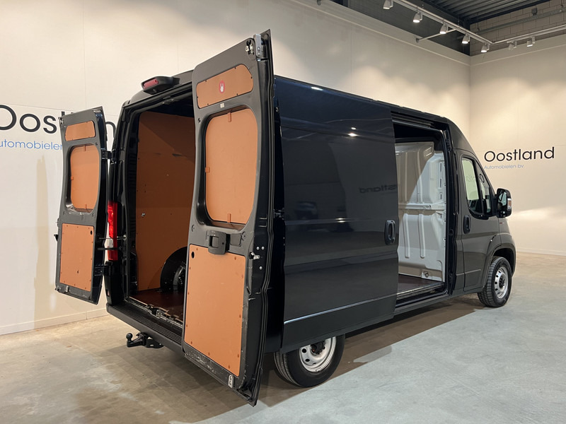 Fiat Ducato 2.3 MultiJet L2H2 120 PK / Euro 6 / Airco / Camera / Cruise Control / Trekhaak / Navigatie / 3-Zits / 72.600 KM !! - Pieni pakettiauto: kuva Fiat Ducato 2.3 MultiJet L2H2 120 PK / Euro 6 / Airco / Camera / Cruise Control / Trekhaak / Navigatie / 3-Zits / 72.600 KM !! - Pieni pakettiauto Fiat Ducato 2.3 MultiJet L2H2 120 PK / Euro 6 / Airco / Camera / Cruise Control / Trekhaak / Navigatie / 3-Zits / 72.600 KM !! - Pieni pakettiauto: kuva Fiat Ducato 2.3 MultiJet L2H2 120 PK / Euro 6 / Airco / Camera / Cruise Control / Trekhaak / Navigatie / 3-Zits / 72.600 KM !! - Pieni pakettiauto