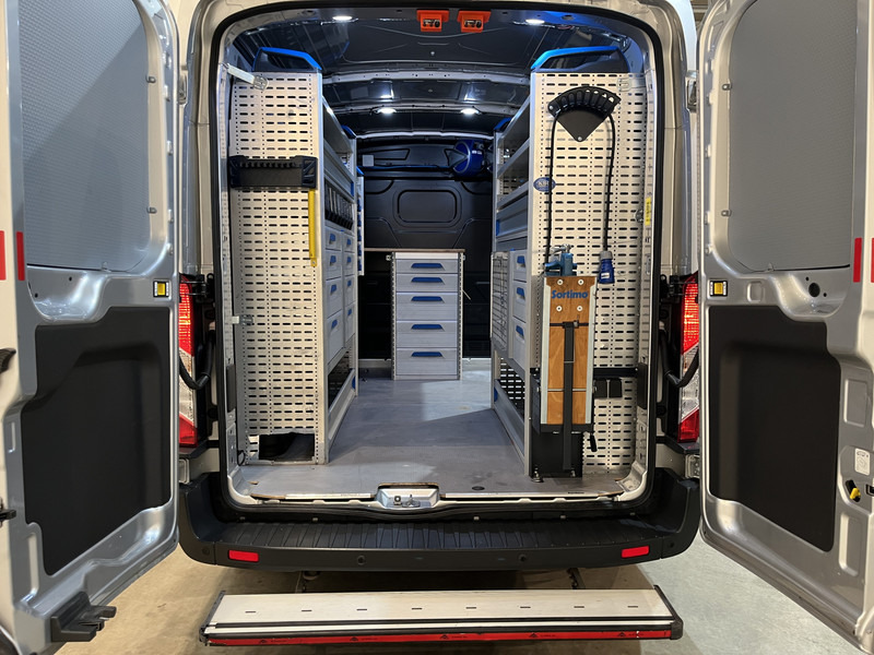 Ford Transit 350 2.0 TDCI L2H2 Trend 130 PK Automaat Servicebus / Sortimo Inrichting / Euro 6 / Airco / Cruise Control / Camera / 3-Zits / 83.500 KM !! - Pakettiauto: kuva Ford Transit 350 2.0 TDCI L2H2 Trend 130 PK Automaat Servicebus / Sortimo Inrichting / Euro 6 / Airco / Cruise Control / Camera / 3-Zits / 83.500 KM !! - Pakettiauto Ford Transit 350 2.0 TDCI L2H2 Trend 130 PK Automaat Servicebus / Sortimo Inrichting / Euro 6 / Airco / Cruise Control / Camera / 3-Zits / 83.500 KM !! - Pakettiauto: kuva Ford Transit 350 2.0 TDCI L2H2 Trend 130 PK Automaat Servicebus / Sortimo Inrichting / Euro 6 / Airco / Cruise Control / Camera / 3-Zits / 83.500 KM !! - Pakettiauto