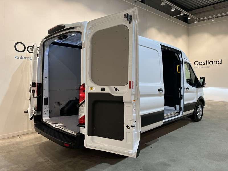 Ford Transit 350 2.0 TDCI L3H2 Limited 130 PK Automaat / Euro 6 / Airco / Cruise Control / CarPlay / PDC / Navigatie / 3-Zits / BPM VRIJ !! - Pakettiauto: kuva Ford Transit 350 2.0 TDCI L3H2 Limited 130 PK Automaat / Euro 6 / Airco / Cruise Control / CarPlay / PDC / Navigatie / 3-Zits / BPM VRIJ !! - Pakettiauto Ford Transit 350 2.0 TDCI L3H2 Limited 130 PK Automaat / Euro 6 / Airco / Cruise Control / CarPlay / PDC / Navigatie / 3-Zits / BPM VRIJ !! - Pakettiauto: kuva Ford Transit 350 2.0 TDCI L3H2 Limited 130 PK Automaat / Euro 6 / Airco / Cruise Control / CarPlay / PDC / Navigatie / 3-Zits / BPM VRIJ !! - Pakettiauto