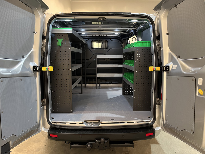 Ford Transit Custom 280 2.0 TDCI L1H1 Trend 130 PK Servicebus / Inrichting / Euro 6 / Airco / PDC / Cruise Control / Navigatie / CarPlay / Trekhaak / 3-Zits / 96.300 KM !! / BPM VRIJ !! - Pieni pakettiauto: kuva Ford Transit Custom 280 2.0 TDCI L1H1 Trend 130 PK Servicebus / Inrichting / Euro 6 / Airco / PDC / Cruise Control / Navigatie / CarPlay / Trekhaak / 3-Zits / 96.300 KM !! / BPM VRIJ !! - Pieni pakettiauto Ford Transit Custom 280 2.0 TDCI L1H1 Trend 130 PK Servicebus / Inrichting / Euro 6 / Airco / PDC / Cruise Control / Navigatie / CarPlay / Trekhaak / 3-Zits / 96.300 KM !! / BPM VRIJ !! - Pieni pakettiauto: kuva Ford Transit Custom 280 2.0 TDCI L1H1 Trend 130 PK Servicebus / Inrichting / Euro 6 / Airco / PDC / Cruise Control / Navigatie / CarPlay / Trekhaak / 3-Zits / 96.300 KM !! / BPM VRIJ !! - Pieni pakettiauto