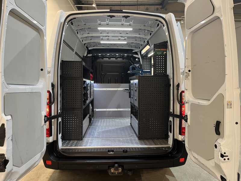 Renault Master 2.3 dCi L1H2 130 PK Servicebus / Modul-System Inrichting / Euro 6 / Airco / Cruise Control / Camera / Navigatie / Trekhaak / 73.900 KM !! - Pakettiauto: kuva Renault Master 2.3 dCi L1H2 130 PK Servicebus / Modul-System Inrichting / Euro 6 / Airco / Cruise Control / Camera / Navigatie / Trekhaak / 73.900 KM !! - Pakettiauto Renault Master 2.3 dCi L1H2 130 PK Servicebus / Modul-System Inrichting / Euro 6 / Airco / Cruise Control / Camera / Navigatie / Trekhaak / 73.900 KM !! - Pakettiauto: kuva Renault Master 2.3 dCi L1H2 130 PK Servicebus / Modul-System Inrichting / Euro 6 / Airco / Cruise Control / Camera / Navigatie / Trekhaak / 73.900 KM !! - Pakettiauto