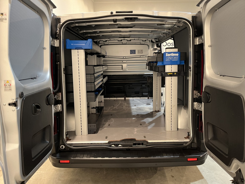 Renault Trafic 2.0 dCi L1H1 120 PK Servicebus / Sortimo Inrichting / Euro 6 / Airco / Camera / CarPlay / Cruise Control / Navigatie / 3-Zits / 27.800 KM !! / BPM VRIJ !! - Pieni pakettiauto: kuva Renault Trafic 2.0 dCi L1H1 120 PK Servicebus / Sortimo Inrichting / Euro 6 / Airco / Camera / CarPlay / Cruise Control / Navigatie / 3-Zits / 27.800 KM !! / BPM VRIJ !! - Pieni pakettiauto Renault Trafic 2.0 dCi L1H1 120 PK Servicebus / Sortimo Inrichting / Euro 6 / Airco / Camera / CarPlay / Cruise Control / Navigatie / 3-Zits / 27.800 KM !! / BPM VRIJ !! - Pieni pakettiauto: kuva Renault Trafic 2.0 dCi L1H1 120 PK Servicebus / Sortimo Inrichting / Euro 6 / Airco / Camera / CarPlay / Cruise Control / Navigatie / 3-Zits / 27.800 KM !! / BPM VRIJ !! - Pieni pakettiauto