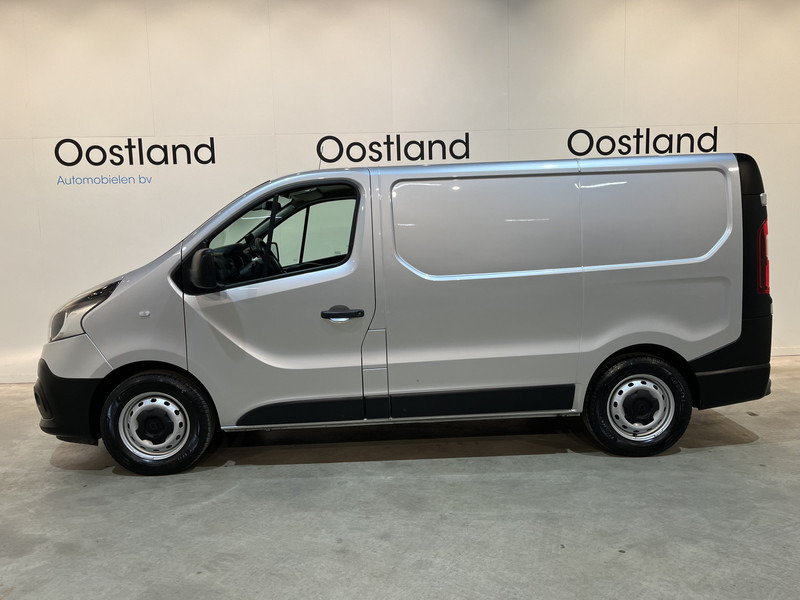 Renault Trafic 2.0 dCi L1H1 170 PK Automaat Servicebus / Sortimo Inrichting / Euro 6 / Airco / Cruise Control / Camera / Trekhaak / 3-Zits / BPM VRIJ !! - Pieni pakettiauto: kuva Renault Trafic 2.0 dCi L1H1 170 PK Automaat Servicebus / Sortimo Inrichting / Euro 6 / Airco / Cruise Control / Camera / Trekhaak / 3-Zits / BPM VRIJ !! - Pieni pakettiauto Renault Trafic 2.0 dCi L1H1 170 PK Automaat Servicebus / Sortimo Inrichting / Euro 6 / Airco / Cruise Control / Camera / Trekhaak / 3-Zits / BPM VRIJ !! - Pieni pakettiauto: kuva Renault Trafic 2.0 dCi L1H1 170 PK Automaat Servicebus / Sortimo Inrichting / Euro 6 / Airco / Cruise Control / Camera / Trekhaak / 3-Zits / BPM VRIJ !! - Pieni pakettiauto