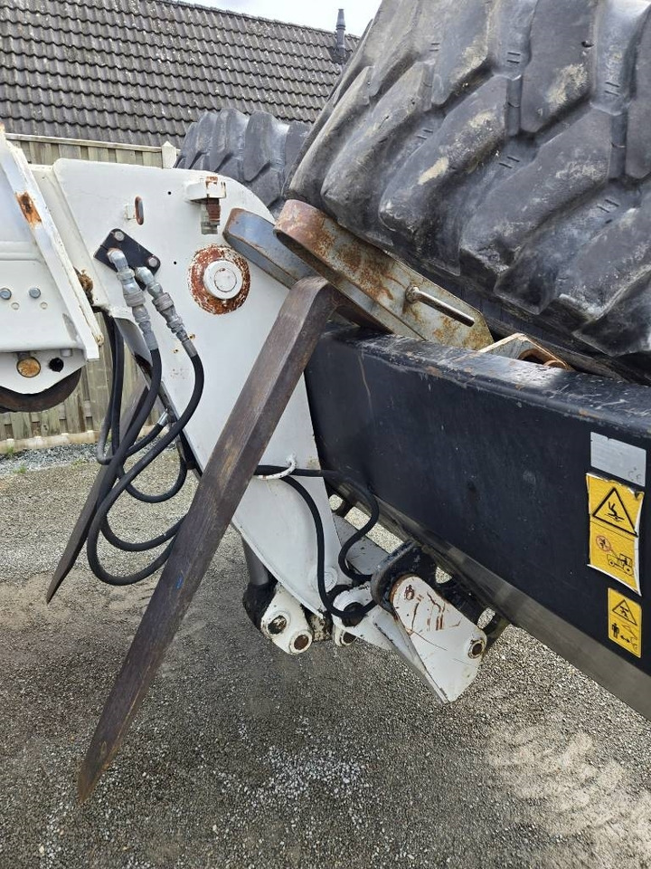 Terex Telelift 4017 - Kurottaja: kuva Terex Telelift 4017 - Kurottaja Terex Telelift 4017 - Kurottaja: kuva Terex Telelift 4017 - Kurottaja