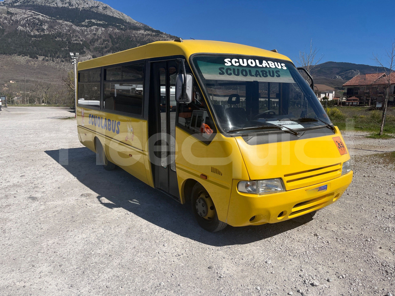 Bundle di 4 mezzi Iveco - Cacciamali Iveco - Cacciamali Iveco - Cacciamali Iveco - A50 - Koulubussi: kuva Bundle di 4 mezzi Iveco - Cacciamali Iveco - Cacciamali Iveco - Cacciamali Iveco - A50 - Koulubussi Bundle di 4 mezzi Iveco - Cacciamali Iveco - Cacciamali Iveco - Cacciamali Iveco - A50 - Koulubussi: kuva Bundle di 4 mezzi Iveco - Cacciamali Iveco - Cacciamali Iveco - Cacciamali Iveco - A50 - Koulubussi