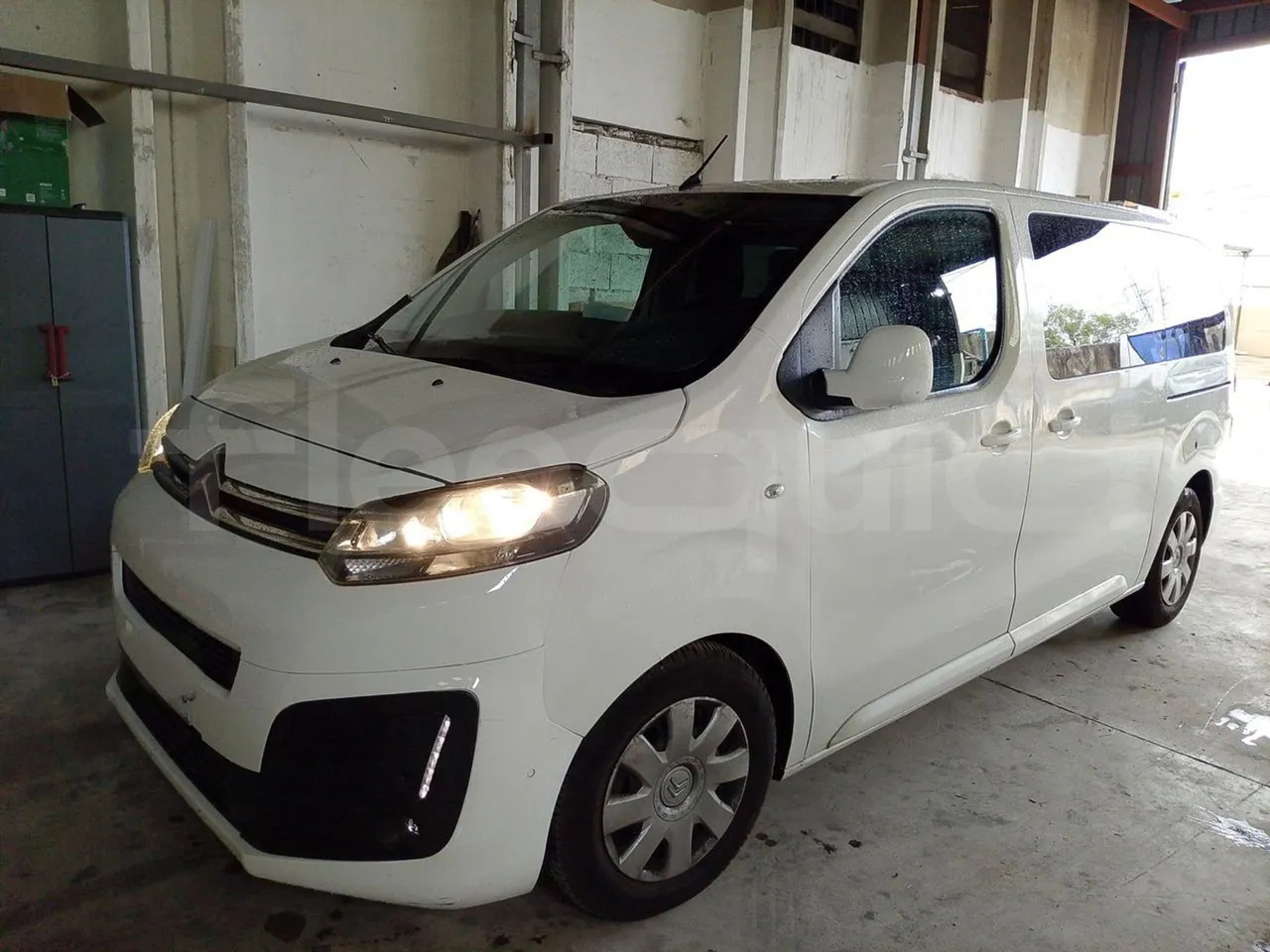 Citroën Spacetourer - Minibussi, Pikkubussi: kuva Citroën Spacetourer - Minibussi, Pikkubussi Citroën Spacetourer - Minibussi, Pikkubussi: kuva Citroën Spacetourer - Minibussi, Pikkubussi
