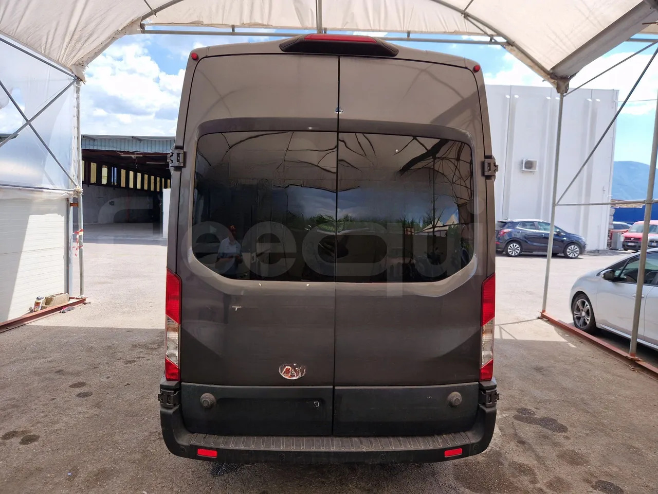 Ford Transit - Minibussi, Pikkubussi: kuva Ford Transit - Minibussi, Pikkubussi Ford Transit - Minibussi, Pikkubussi: kuva Ford Transit - Minibussi, Pikkubussi