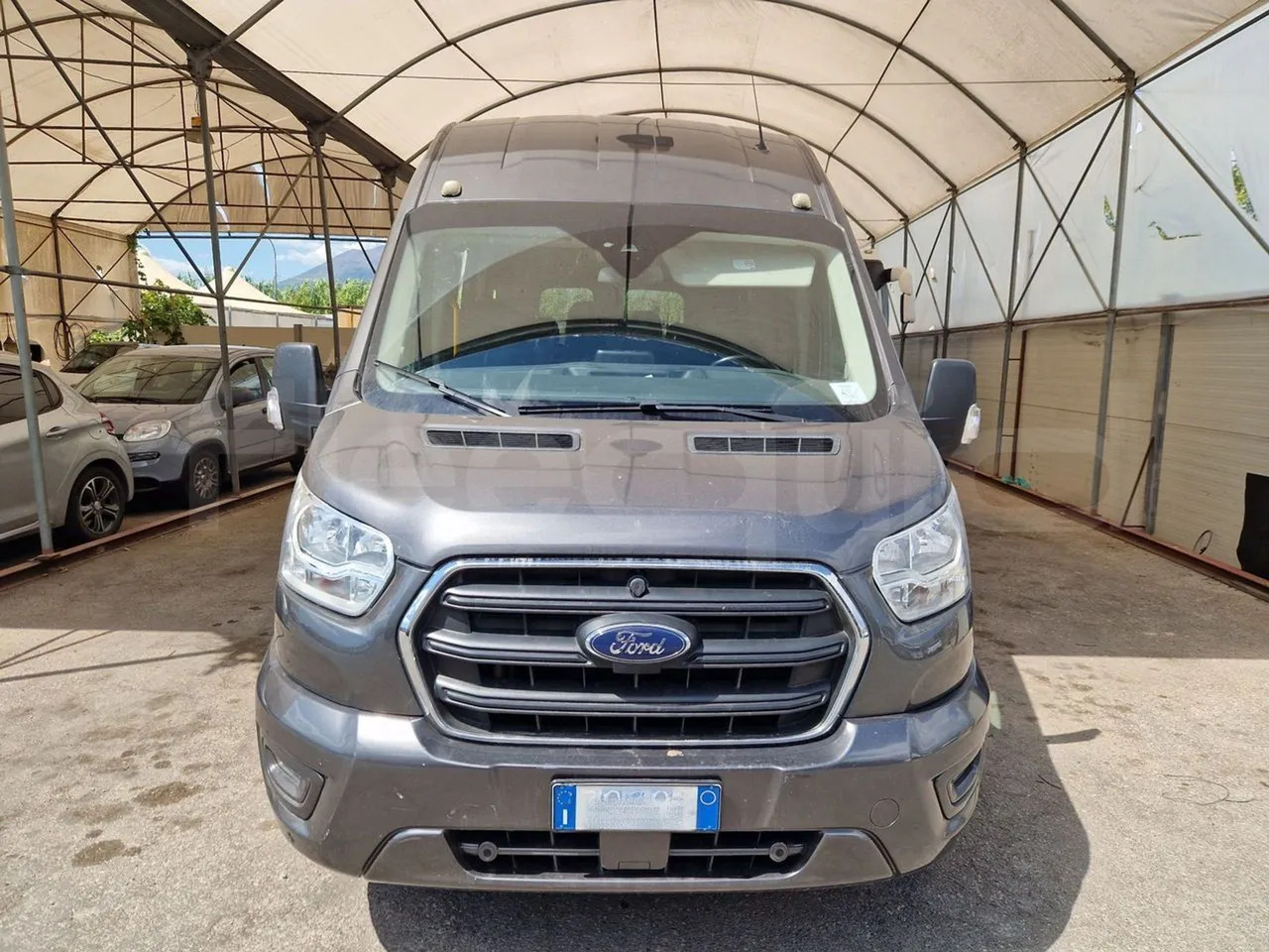 Ford Transit - Minibussi, Pikkubussi: kuva Ford Transit - Minibussi, Pikkubussi Ford Transit - Minibussi, Pikkubussi: kuva Ford Transit - Minibussi, Pikkubussi