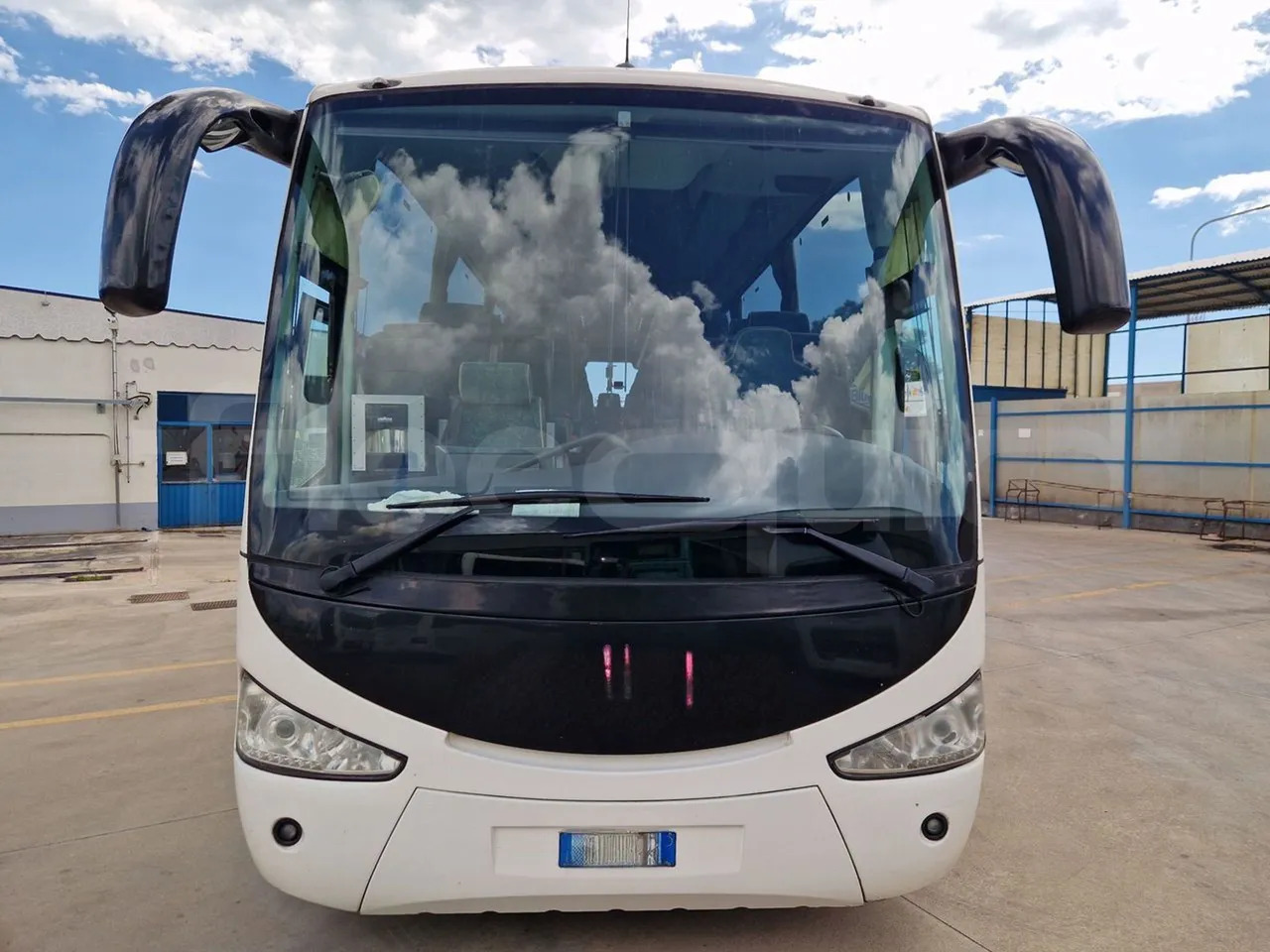 Irizar Scania - Turistibussi: kuva Irizar Scania - Turistibussi Irizar Scania - Turistibussi: kuva Irizar Scania - Turistibussi
