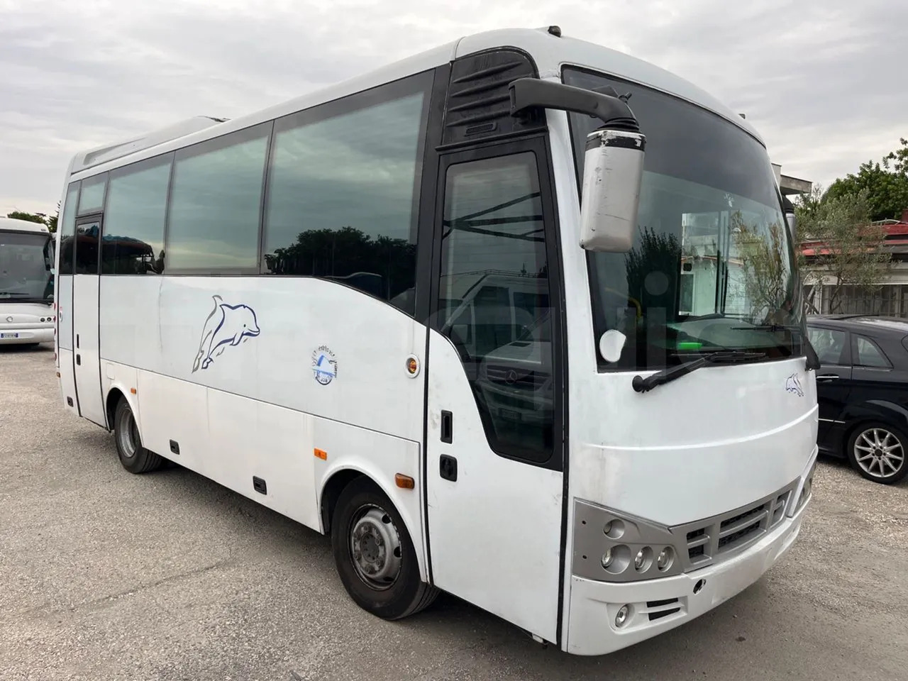 Isuzu Turquoise - Turistibussi: kuva Isuzu Turquoise - Turistibussi Isuzu Turquoise - Turistibussi: kuva Isuzu Turquoise - Turistibussi