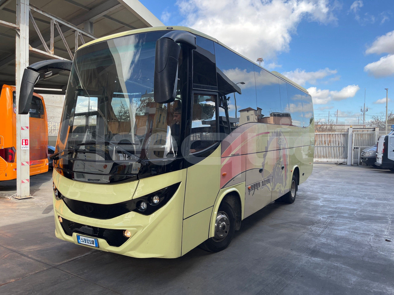Iveco Calipso2 - Turistibussi: kuva Iveco Calipso2 - Turistibussi Iveco Calipso2 - Turistibussi: kuva Iveco Calipso2 - Turistibussi